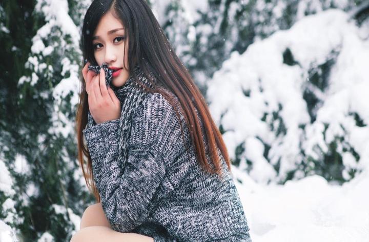 太子妃与暗卫身份冲突
